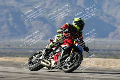 media/Jan-15-2026-Racers Edge (Thu) [[dfebeb70ab]]/3-B Group/Session 1 Turn 8/